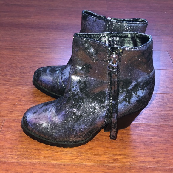 Booties - Picture 1 of 5